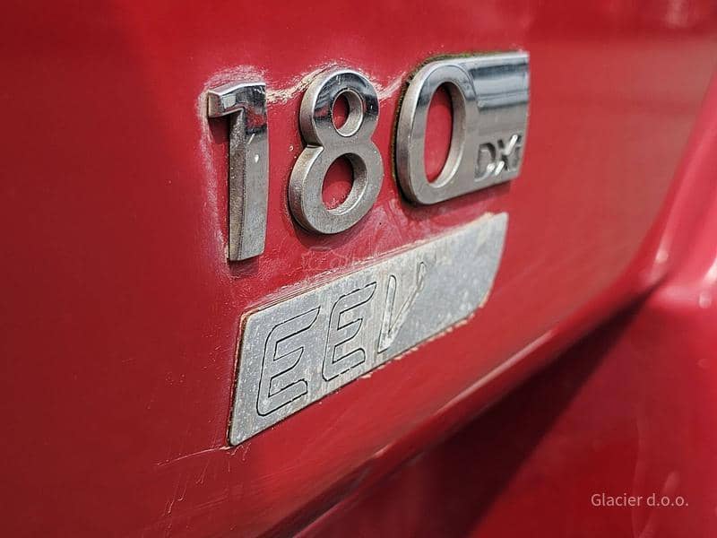 Renault 180.12 / 5m / 6 tona