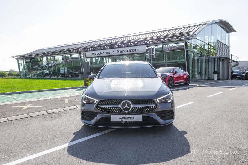 Mercedes Benz CLA 200 AMG Line