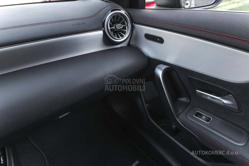 Mercedes Benz CLA 200 AMG Line