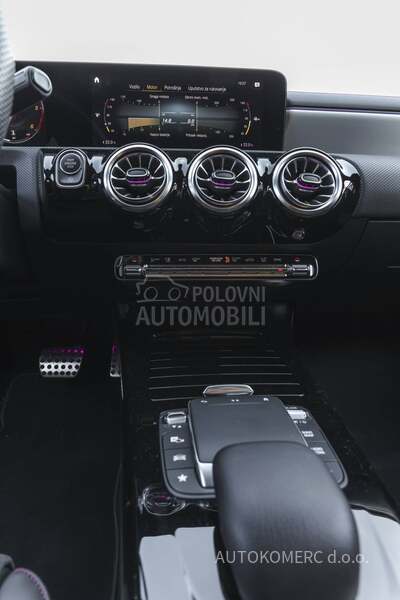 Mercedes Benz CLA 200 AMG Line
