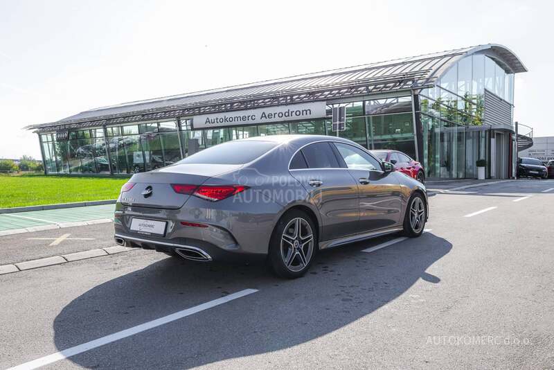 Mercedes Benz CLA 200 AMG Line