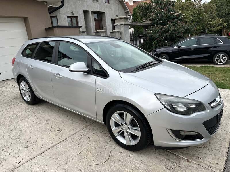 Opel Astra J 1.7CDTI ENJOY