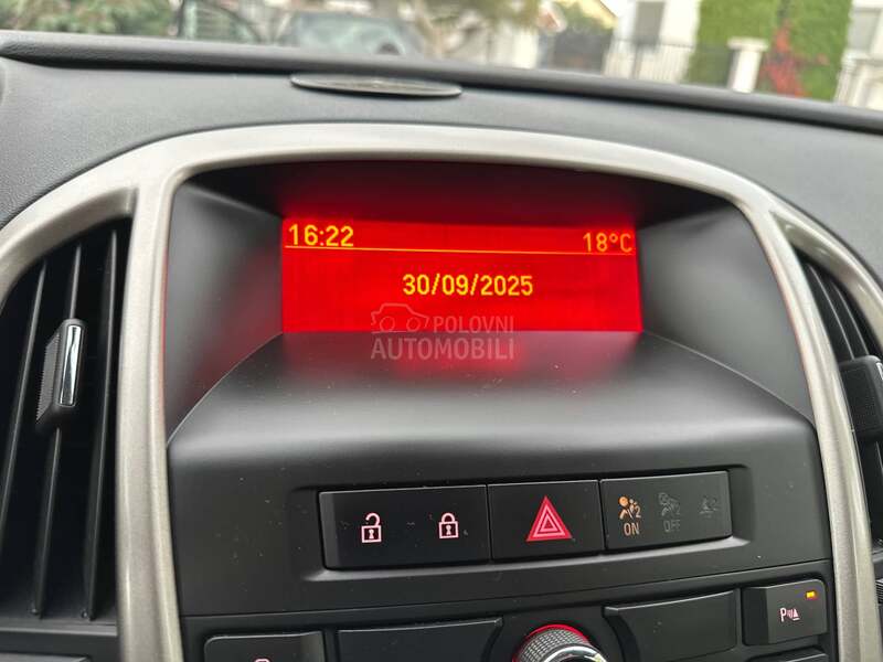 Opel Astra J 1.4. 16V ENJOY