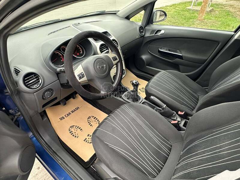 Opel Corsa D 1.4