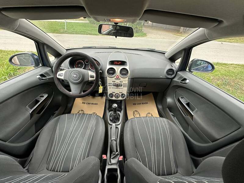 Opel Corsa D 1.4