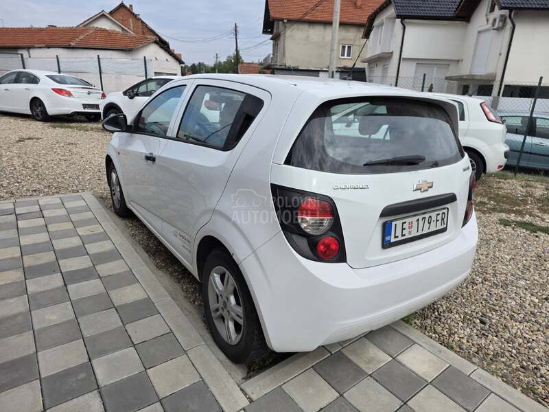 Chevrolet Aveo 1.2 16v OPEL T O P
