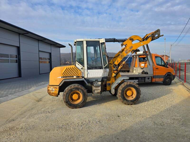 Liebherr L506
