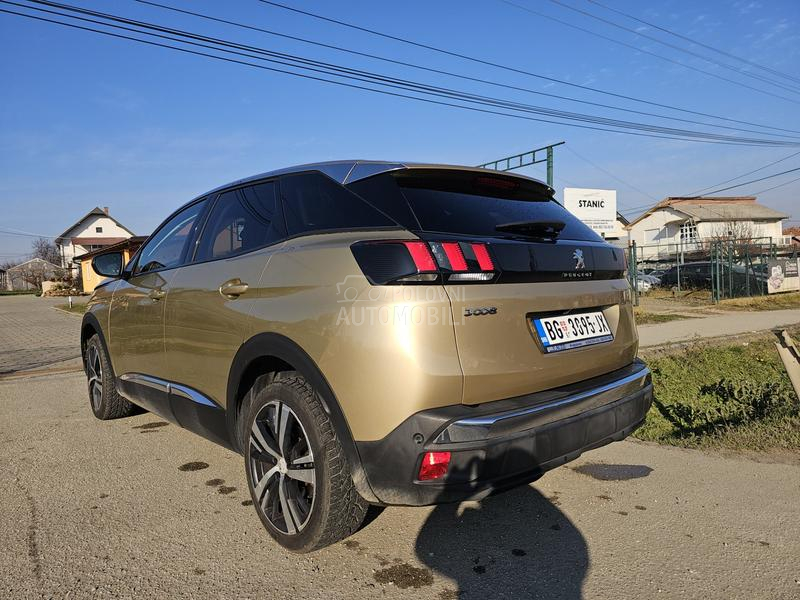 Peugeot 3008 1.5BLUEHDI ALLURE