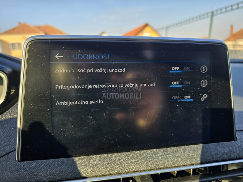 Peugeot 3008 1.5BLUEHDI ALLURE