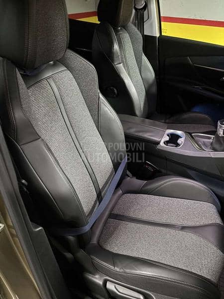 Peugeot 3008 1.5BLUEHDI ALLURE