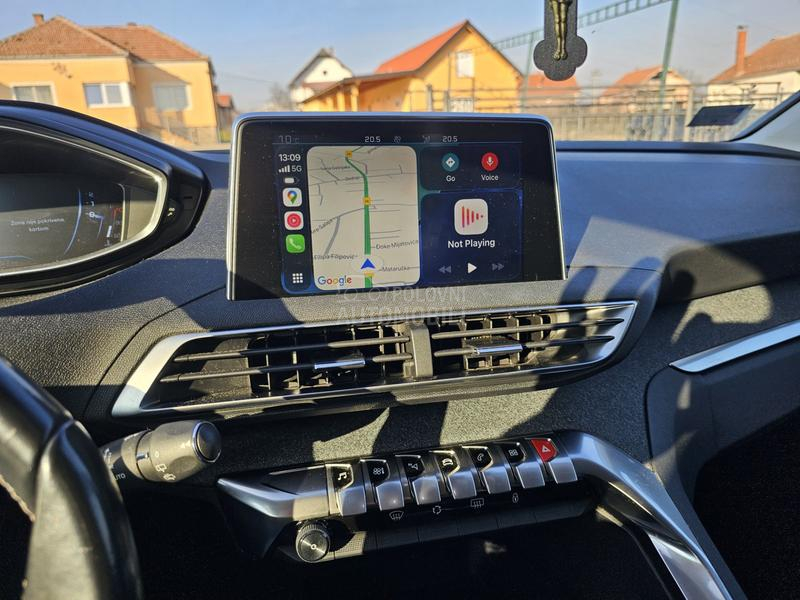 Peugeot 3008 1.5BLUEHDI ALLURE