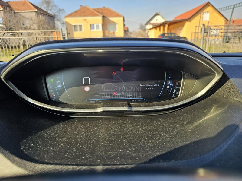 Peugeot 3008 1.5BLUEHDI ALLURE