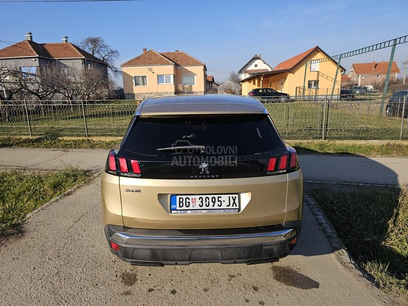 Peugeot 3008 1.5BLUEHDI ALLURE