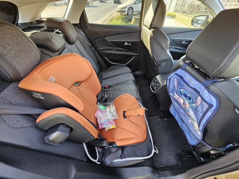 Peugeot 3008 1.5BLUEHDI ALLURE