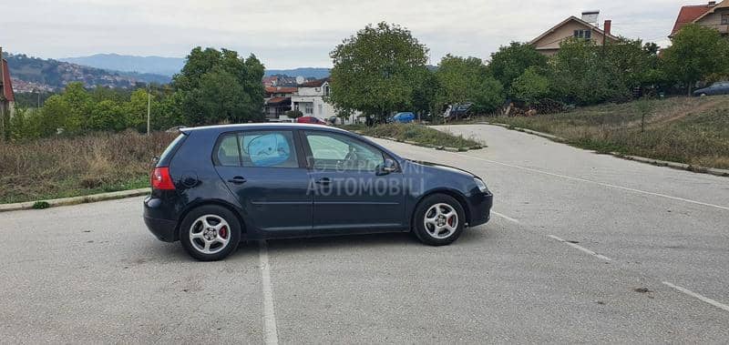 Volkswagen Golf 5 4// M O T I O N