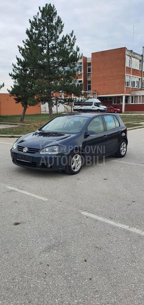 Volkswagen Golf 5 4// M O T I O N