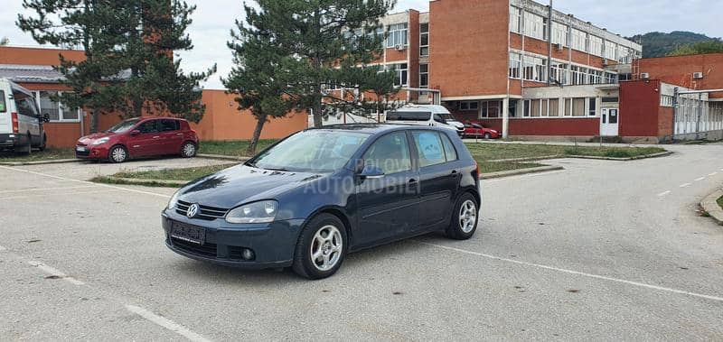 Volkswagen Golf 5 4// M O T I O N