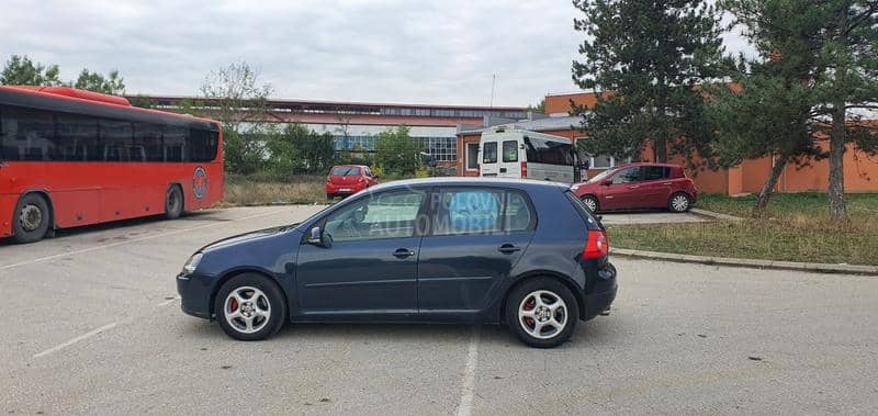 Volkswagen Golf 5 4// M O T I O N