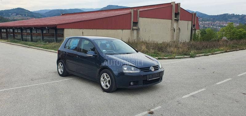 Volkswagen Golf 5 4// M O T I O N