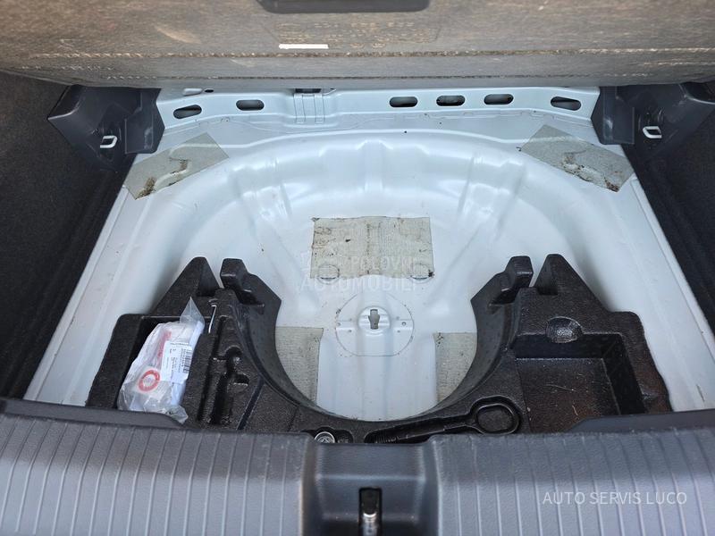 Volkswagen T-Roc tsi rest model