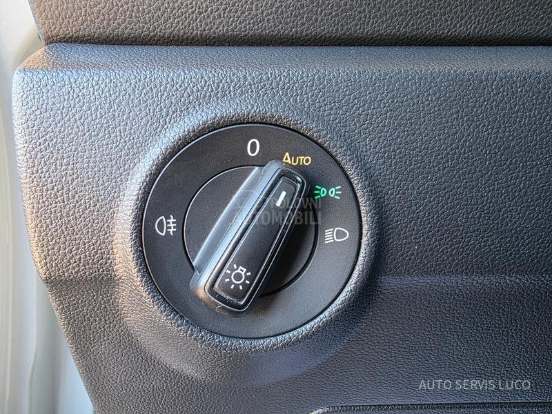 Volkswagen T-Roc tsi rest model