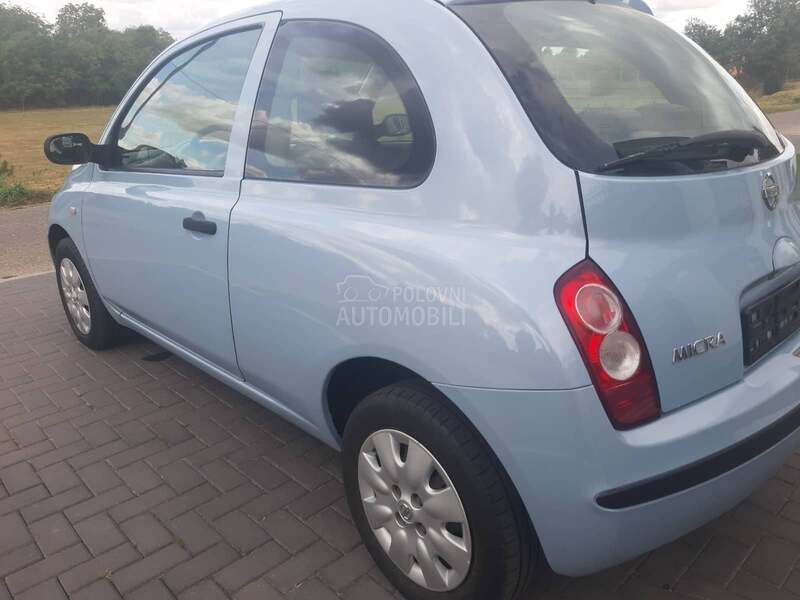 Nissan Micra 