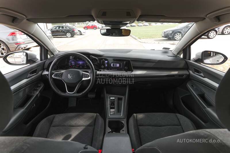 Volkswagen Golf 8 1.0 eTSI Dsg