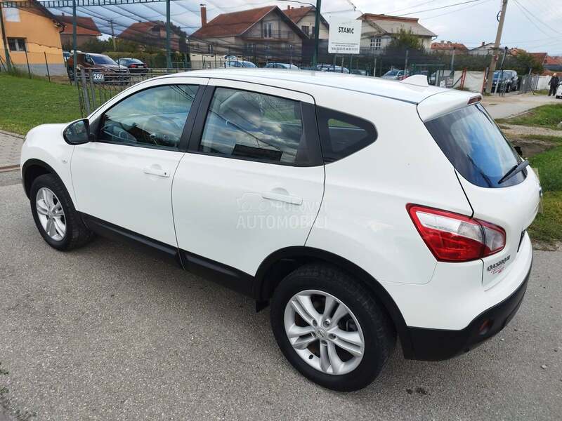 Nissan Qashqai 1.6
