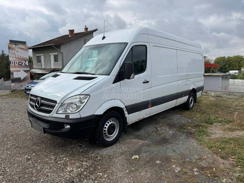 Mercedes Benz Sprinter 