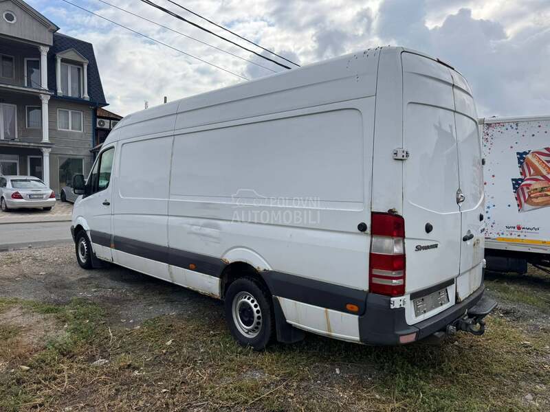 Mercedes Benz Sprinter 