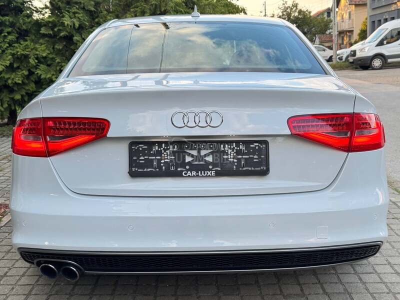 Audi A4 S LINE/AUTOM/KOŽA