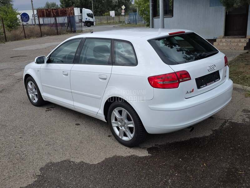 Audi A3 1.6td  NAV I/ALU