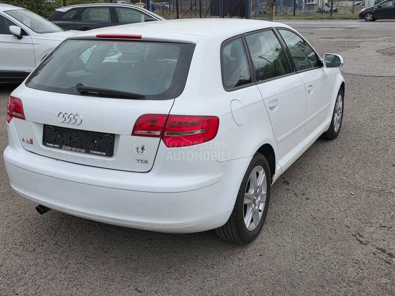 Audi A3 1.6td  NAV I/ALU