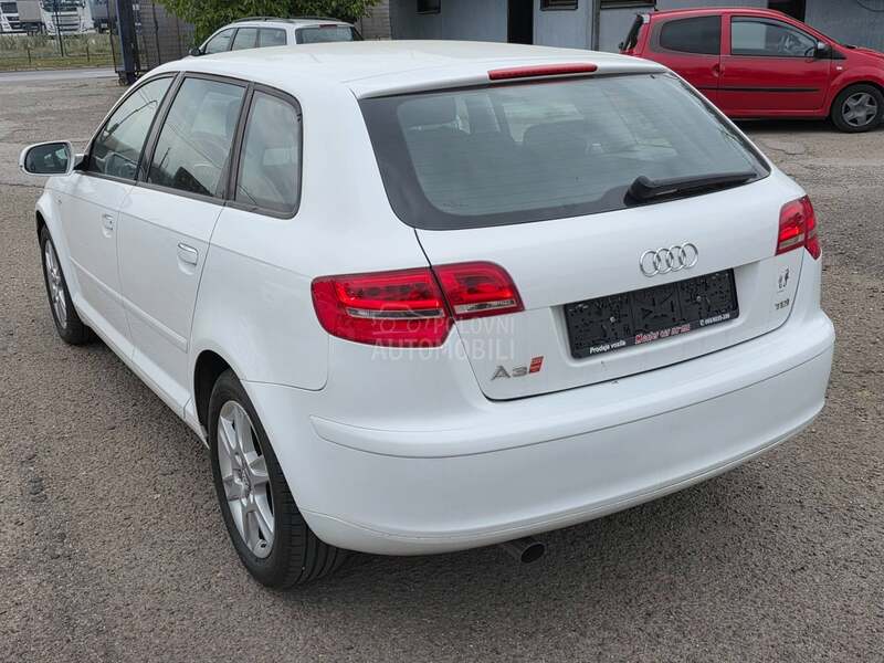 Audi A3 1.6td  NAV I/ALU