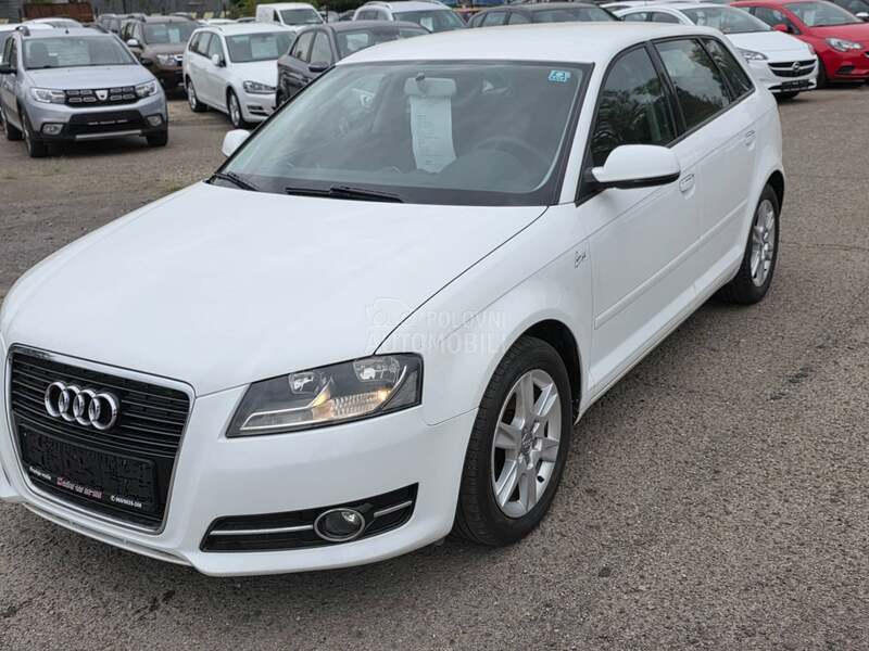 Audi A3 1.6td  NAV I/ALU