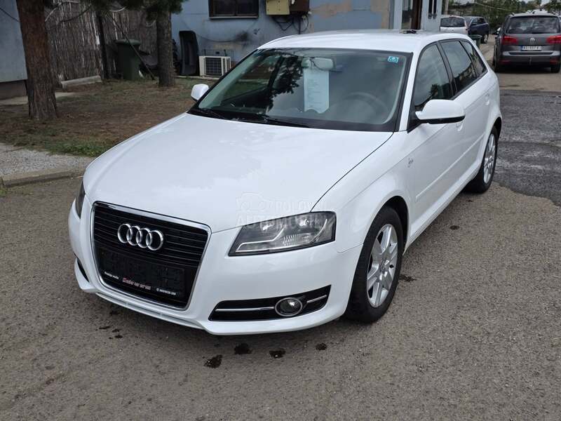 Audi A3 1.6td  NAV I/ALU