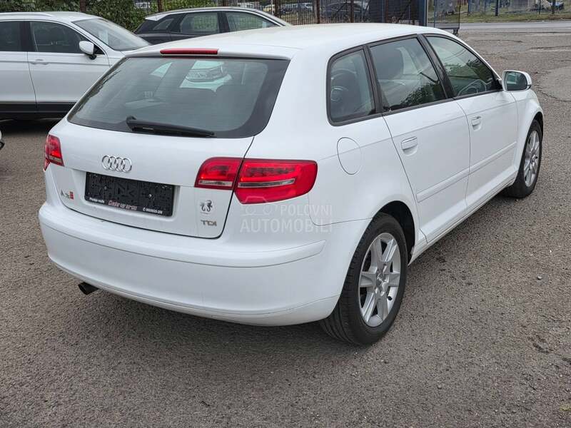 Audi A3 1.6td  NAV I/ALU