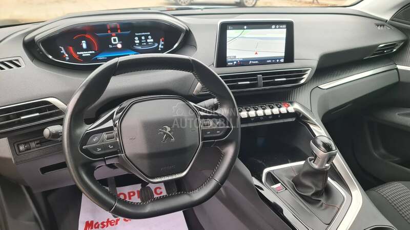 Peugeot 3008 1.5hdi LED/ NAV I