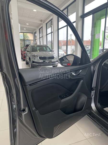 Škoda Kamiq Essence Plus DSG