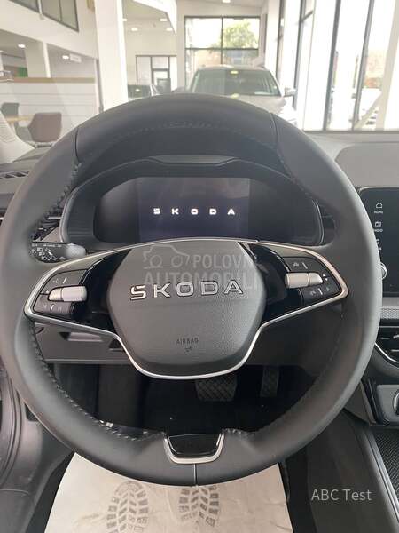 Škoda Kamiq Essence Plus DSG