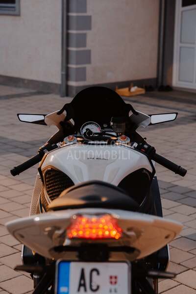BMW S1000RR