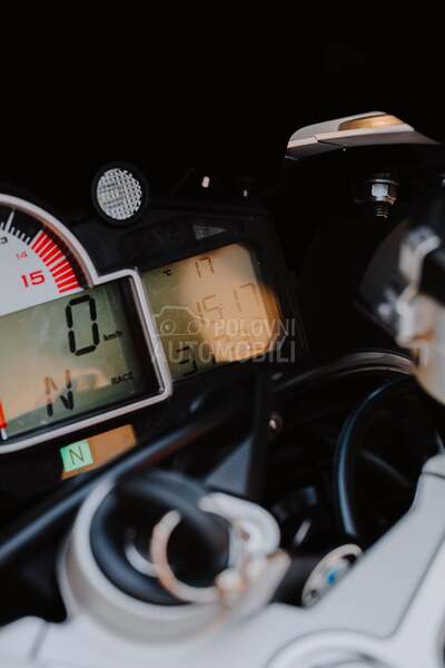 BMW S1000RR