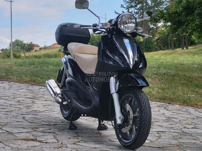 Piaggio Beverly Cruiser 500