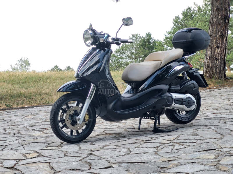 Piaggio Beverly Cruiser 500