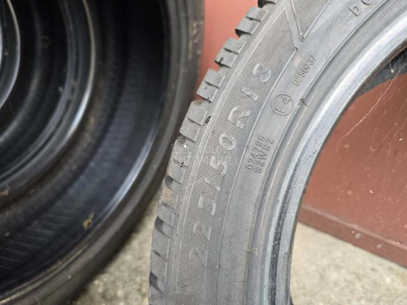 Dunlop 225/50 R18 Zimska