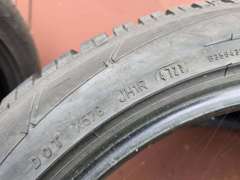 Dunlop 225/50 R18 Zimska