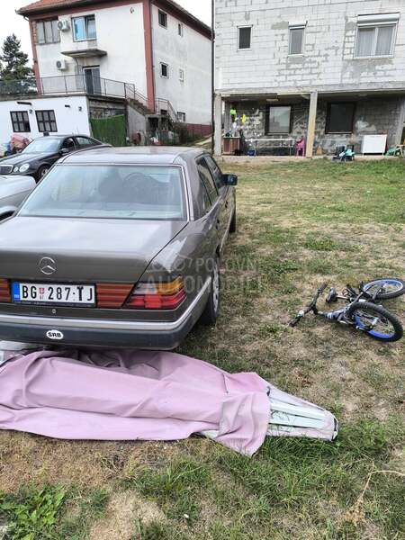 Mercedes Benz E 124 