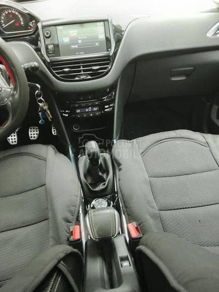 Peugeot 2008 1.2