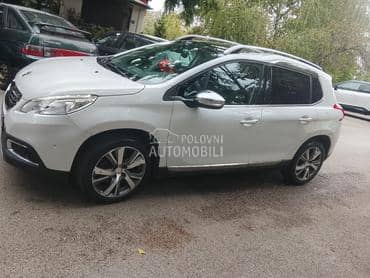 Peugeot 2008 1.2