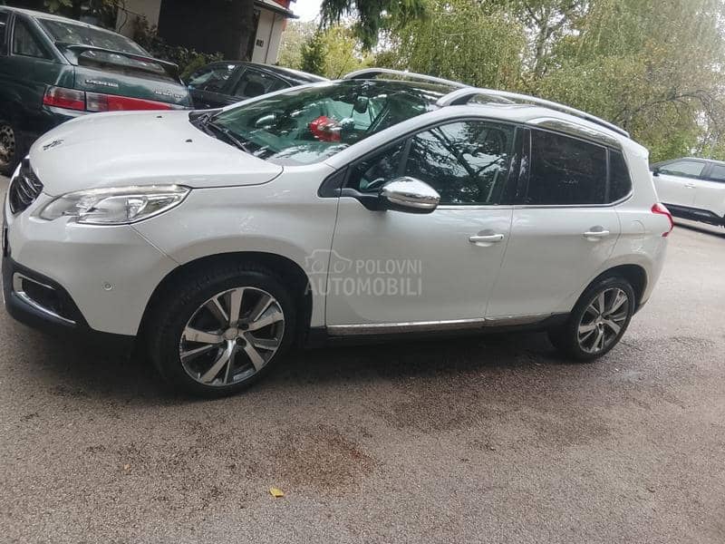 Peugeot 2008 1.2
